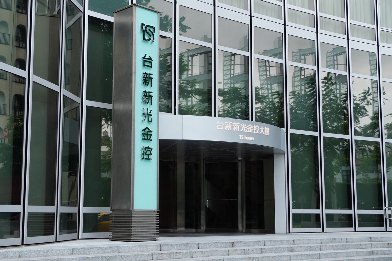 116萬股民嗨了!這2家金控「同步除權息」殖利率衝2.9% 配發金額曝