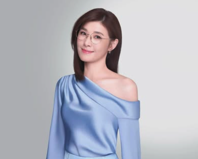 台灣「第一凍齡美魔女」是誰?網點名「55歲天然女神」還當媽了:大贏賈靜雯、謝金燕