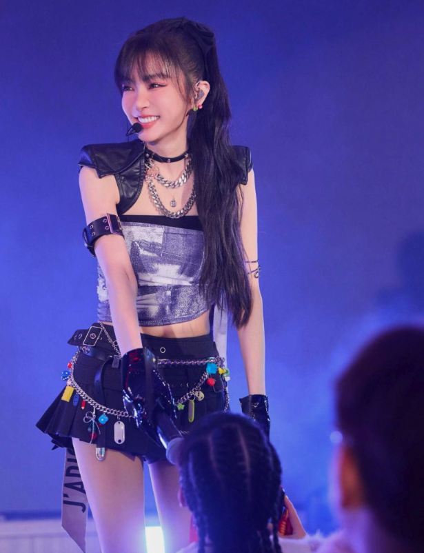 台灣「第一凍齡美魔女」是誰?網點名「55歲天然女神」還當媽了:大贏賈靜雯、謝金燕