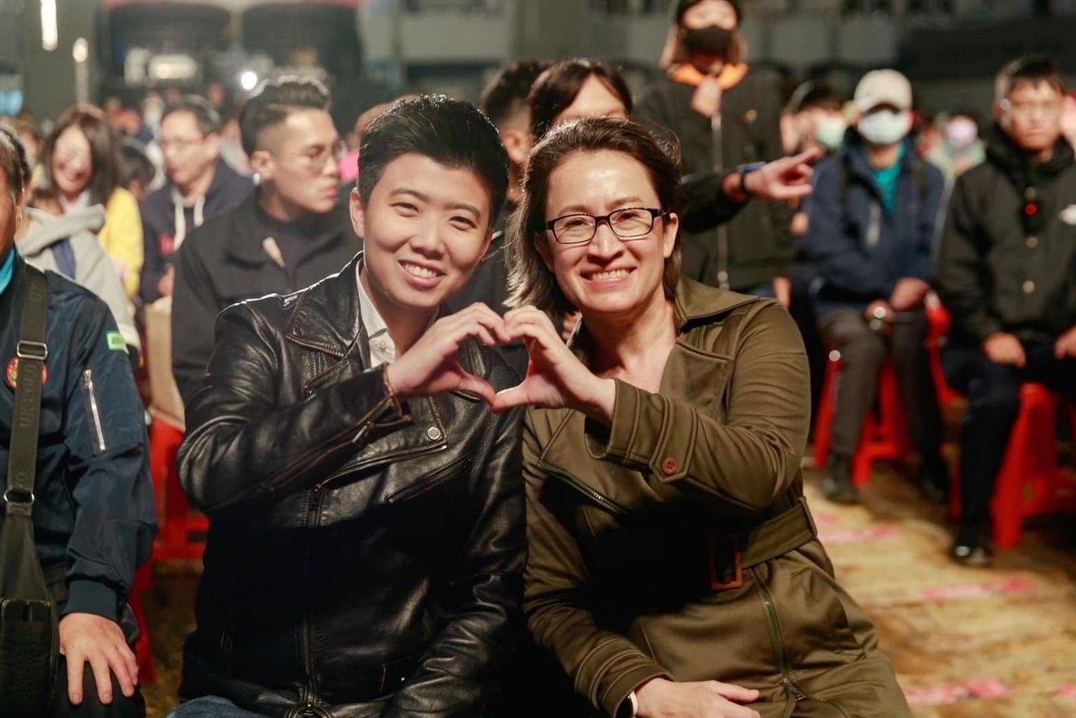 從小排斥穿洋裝!苗博雅出櫃「媽媽反應曝光」 嘆息「政治不是人幹的」沒心力結婚