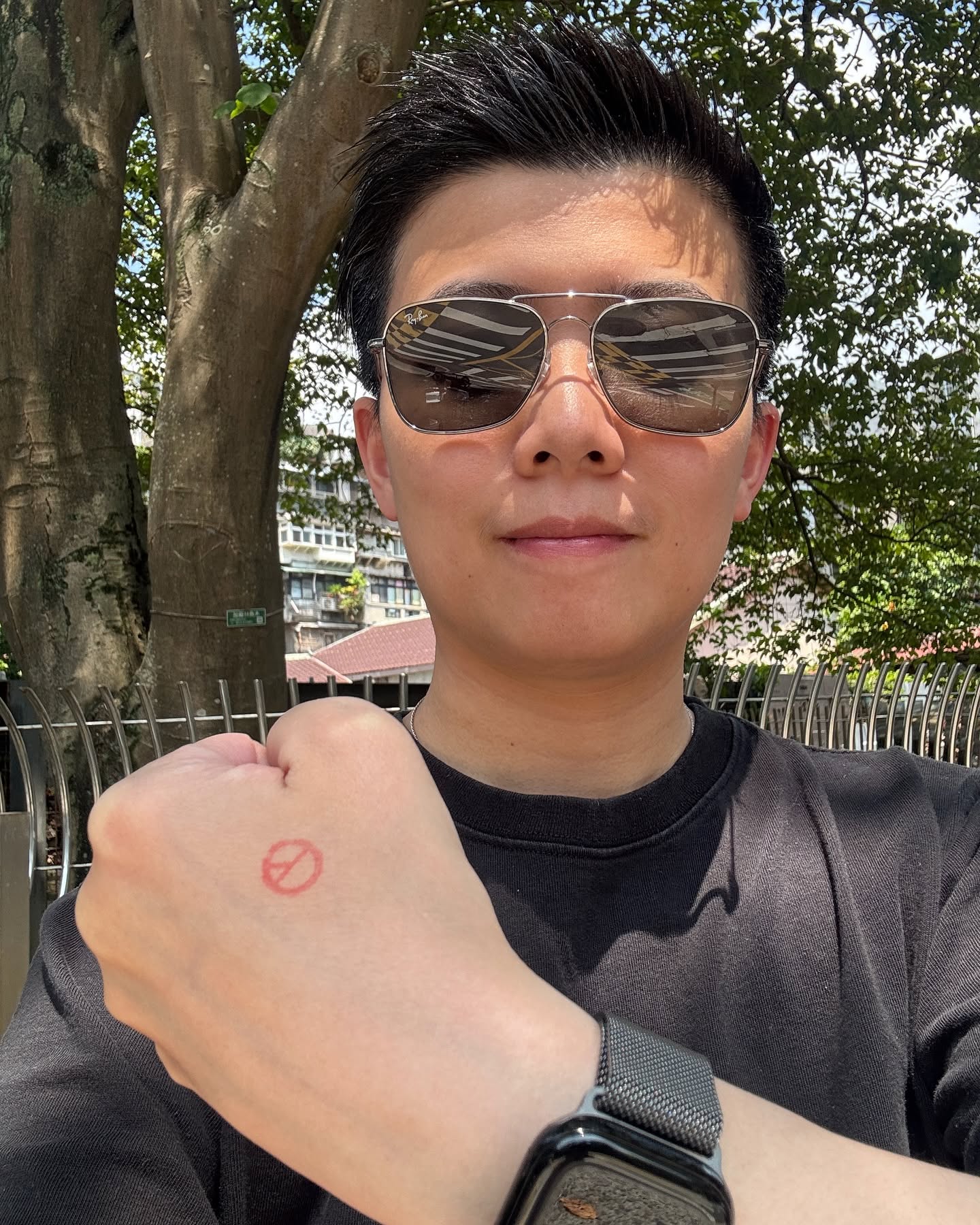 從小排斥穿洋裝!苗博雅出櫃「媽媽反應曝光」 嘆息「政治不是人幹的」沒心力結婚