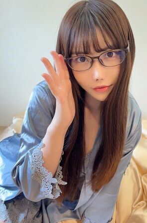 女星遭爆是主管情婦「被舔腳趾」!她認了「絕望下海拍片」近況曝光