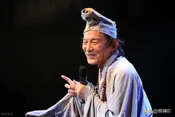 91歲老戲骨「命危送醫搶救」！兒女卻「簽字拒絕治療」真相讓各界傻眼了....