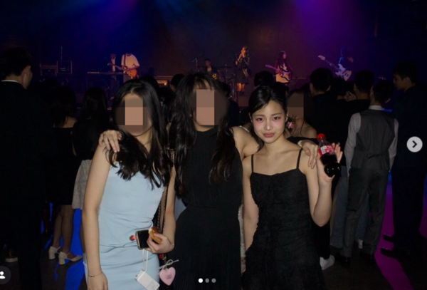 被說最像小S!14歲許老三爆「堅決不進演藝圈」 立志當學霸「絕美近照再進化」網讚:漂亮又有想法❤️