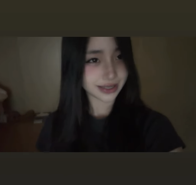 被說最像小S!14歲許老三爆「堅決不進演藝圈」 立志當學霸「絕美近照再進化」網讚:漂亮又有想法❤️