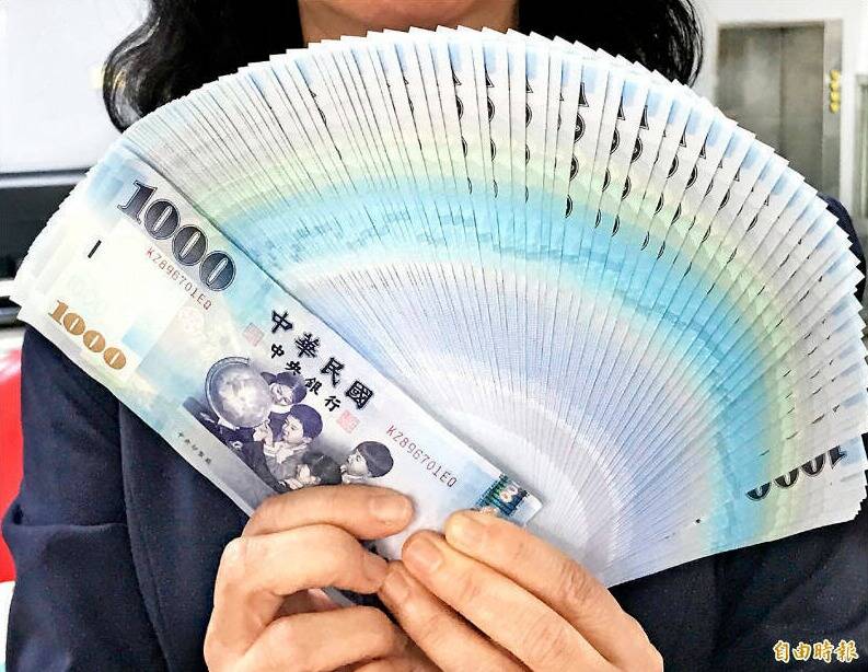 年薪700萬!他老了「存2000萬準備退休」...一看存摺「忽略1隱形支出」美夢碎了