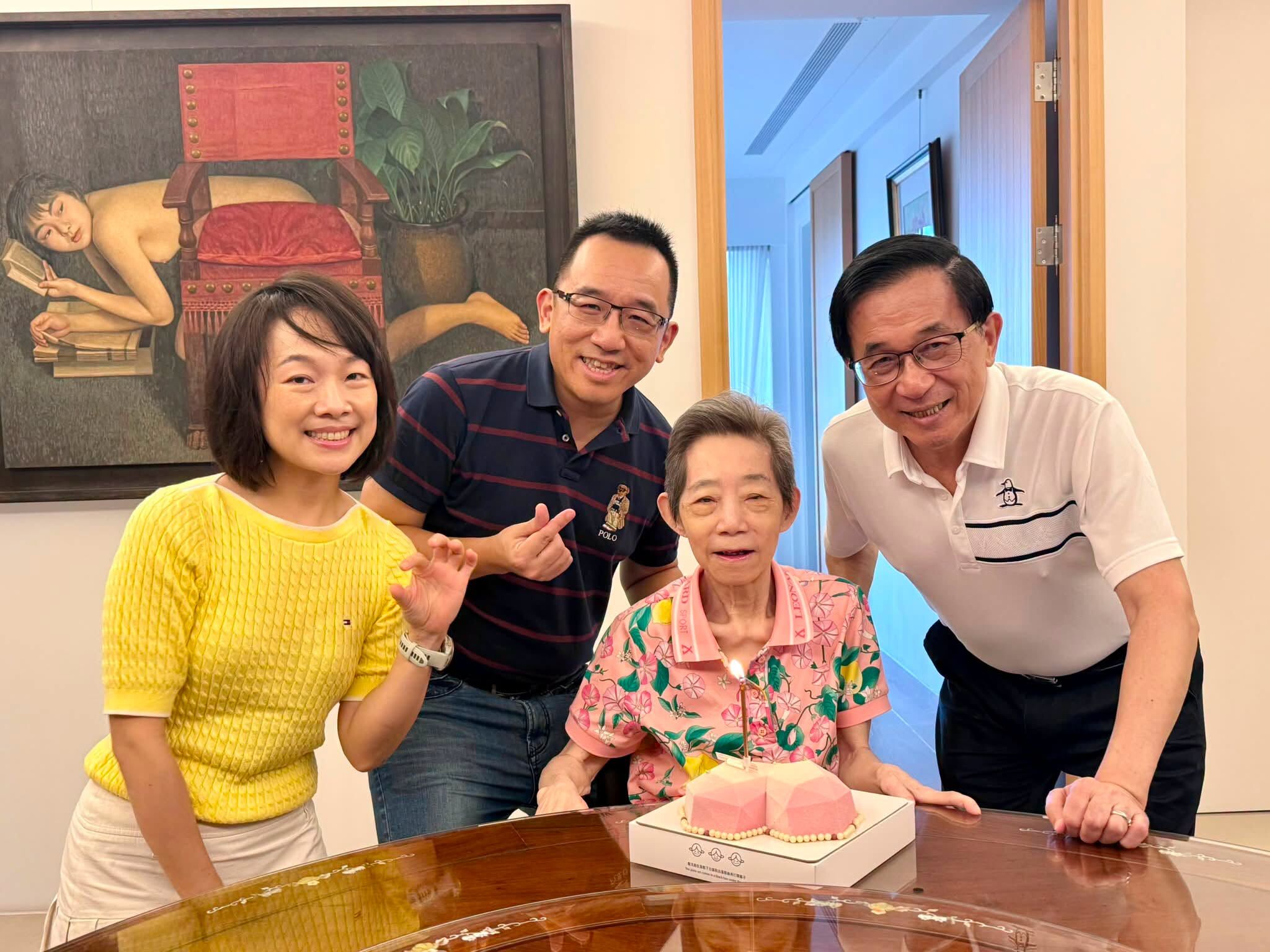 瘦到28公斤！扁嫂73歲生日「竟遭詛咒去死」　陳水扁心疼「曝近年待遇」：能不委屈嗎