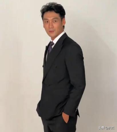 大咖電影男星「回老家擺攤賣菜」!認了「已無戲可拍」鬆口演藝圈黑幕...