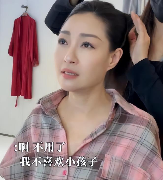 拒絕陪酒遭封殺！大咖女星「55歲再被潛規則」　寧可無戲可拍「現況引人嘆息」