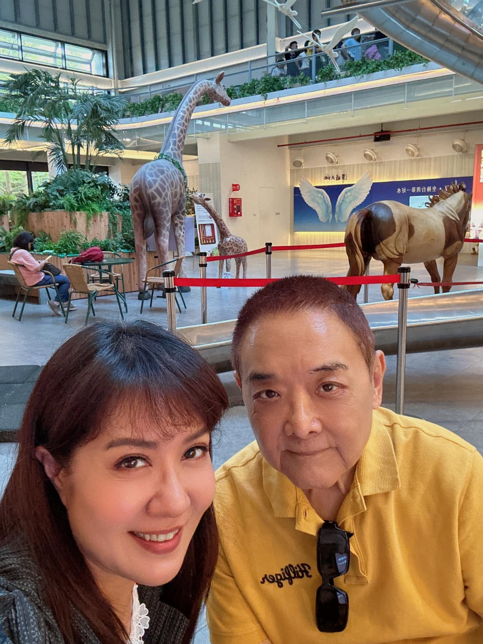快訊/小亮哥老婆出事!56歲林姿佑「驚傳緊急送醫」