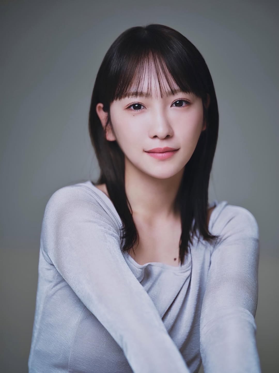 當紅之際帶球嫁！大咖女星「公開喜訊5天變小三」　選擇力挺老公「如今近況引嘆息」