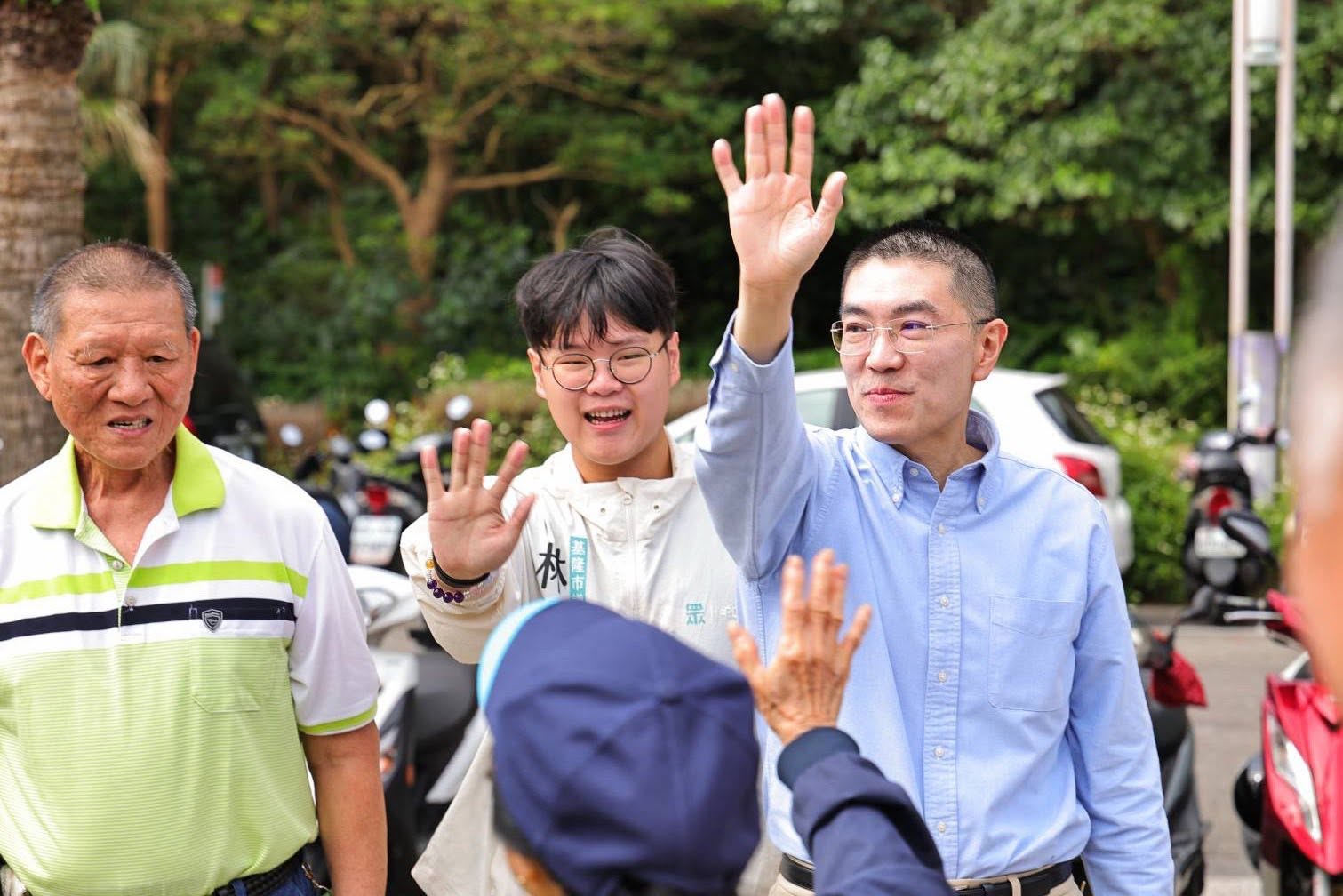 謝國樑力挺!國民黨2大將「改披白袍」投入選戰