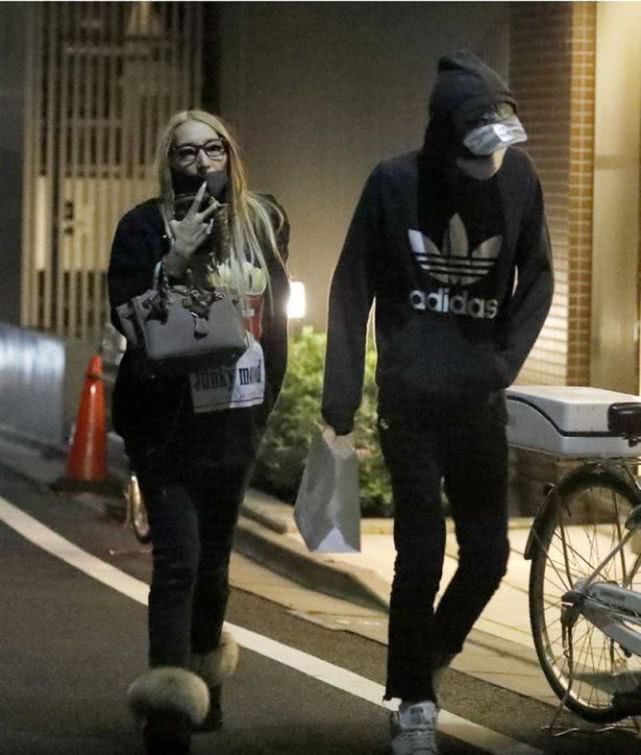 嫁房地產富商!性感女星「3個月花快2千萬」 認「對沒錢男人沒興趣」卻離婚了