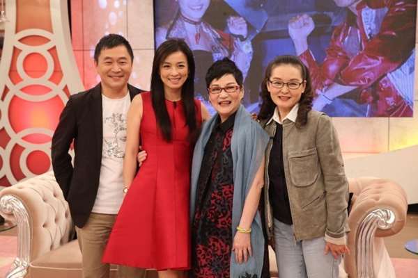 年過50仍是美魔女「花系列女神」!淡出演藝圈後「改行跑去...」名揚國際成台灣之光