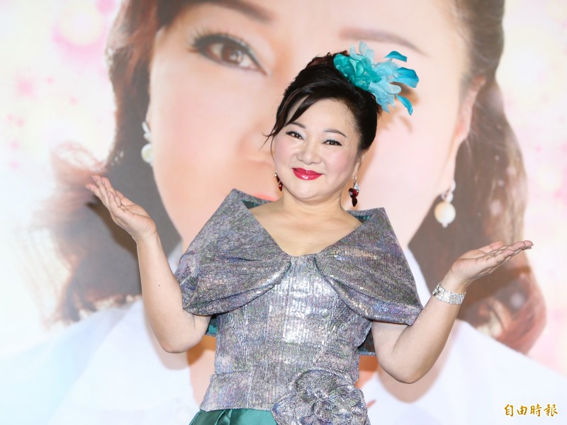 62歲白冰冰晚年無依決定「捐出財產」！已寫好身後事的她淚訴：怎會想過有這一天