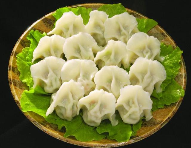 老寡婦離開前「試探3個女兒」誰最孝順！吃了3次飯「落了3次淚」卻把傳家寶給了她