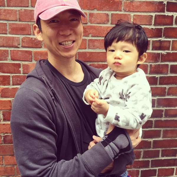 隋棠女兒7個月大時「髮量爆多」超驚人！她內疚坦承：懷第二胎時貪嘴吃了...