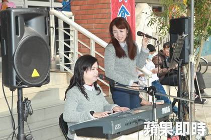 視障歌手中國發片卻「被要求整形」痛到唱不了！如今看天吃飯「郭台銘」得知立刻伸出援手